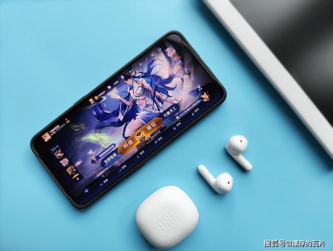 音质,颜值俱佳,"半入耳"更加舒适!jbl t280 tws x2蓝牙耳机体验